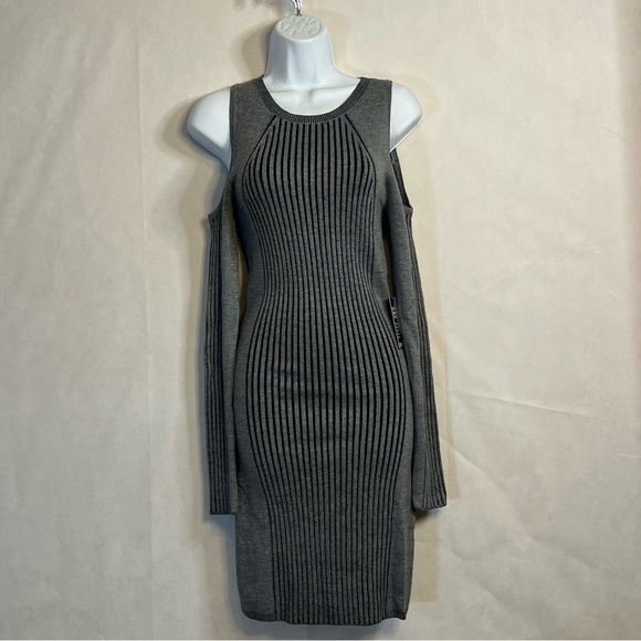 💥Express‎ Bodycon Sweater Dress Open Shoulders MEDIUM NWT💥 - Picture 1 of 8